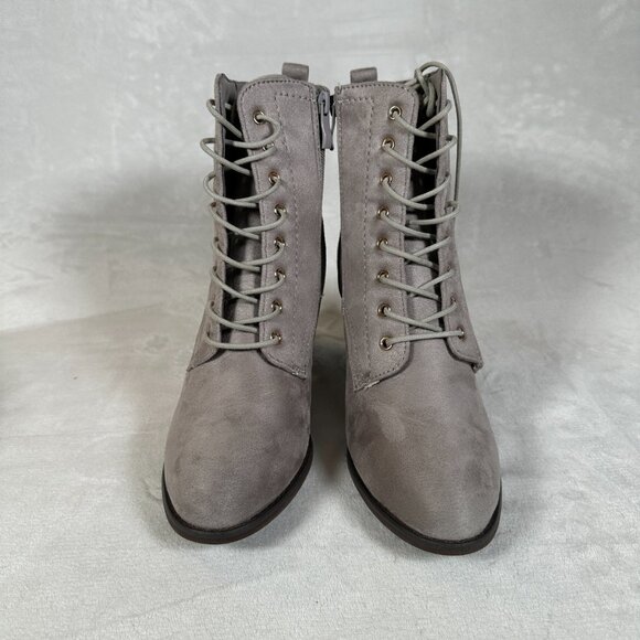 Journee Collection Baylor Women Boots Size 8.5 Ankle Block Heel Gray Lace Up NWB - Picture 3 of 11
